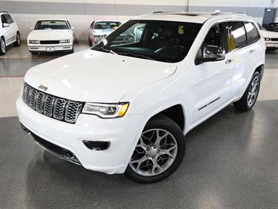 2020 Jeep Grand Cherokee Overland   - Photo 2 - Addison, IL 60101