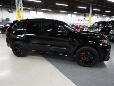 2017 Jeep Grand Cherokee SRT   - Photo 8 - Addison, IL 60101