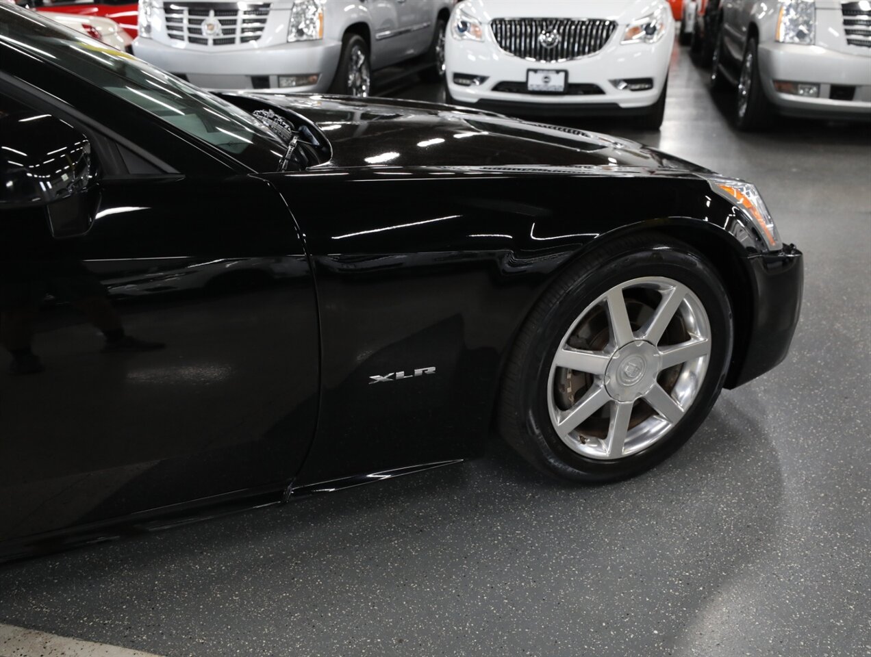2007 Cadillac XLR - Photo 8 - Addison, IL 60101