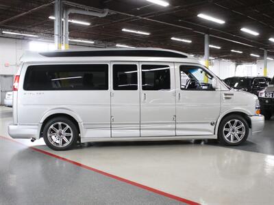 2018 Chevrolet Express 2500 Explorer Conversion   - Photo 9 - Addison, IL 60101