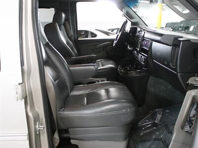 2018 Chevrolet Express 2500 Explorer Conversion   - Photo 19 - Addison, IL 60101