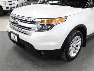 2015 Ford Explorer XLT AWD   - Photo 3 - Addison, IL 60101