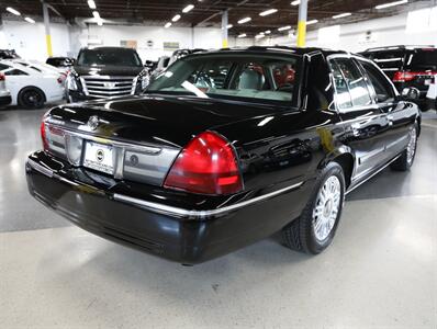 2010 Mercury Grand Marquis LS   - Photo 9 - Addison, IL 60101