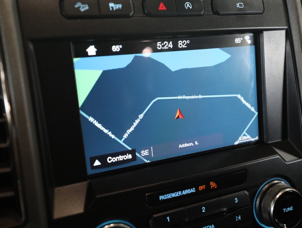 2017 Ford F-150 Raptor 4X4 - Photo 48 - Addison, IL 60101