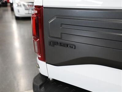 2017 Ford F-150 Raptor 4X4   - Photo 15 - Addison, IL 60101