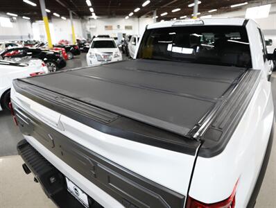 2017 Ford F-150 Raptor 4X4   - Photo 18 - Addison, IL 60101