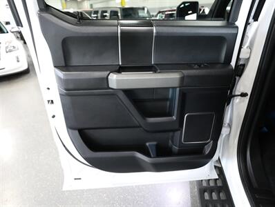 2017 Ford F-150 Raptor 4X4   - Photo 32 - Addison, IL 60101