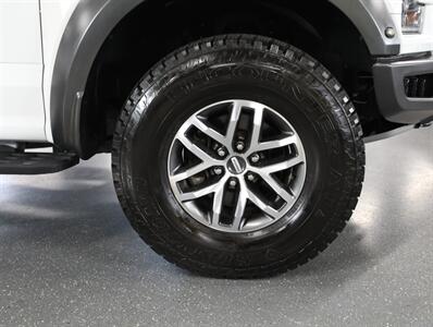 2017 Ford F-150 Raptor 4X4   - Photo 58 - Addison, IL 60101