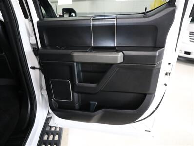 2017 Ford F-150 Raptor 4X4   - Photo 29 - Addison, IL 60101