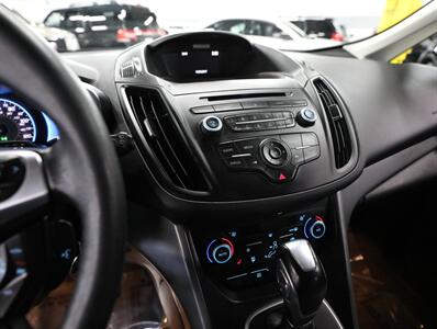 2017 Ford C-MAX Hybrid SE   - Photo 32 - Addison, IL 60101