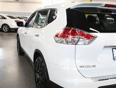 2014 Nissan Rogue S   - Photo 14 - Addison, IL 60101