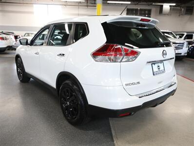 2014 Nissan Rogue S   - Photo 13 - Addison, IL 60101