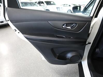 2014 Nissan Rogue S   - Photo 23 - Addison, IL 60101