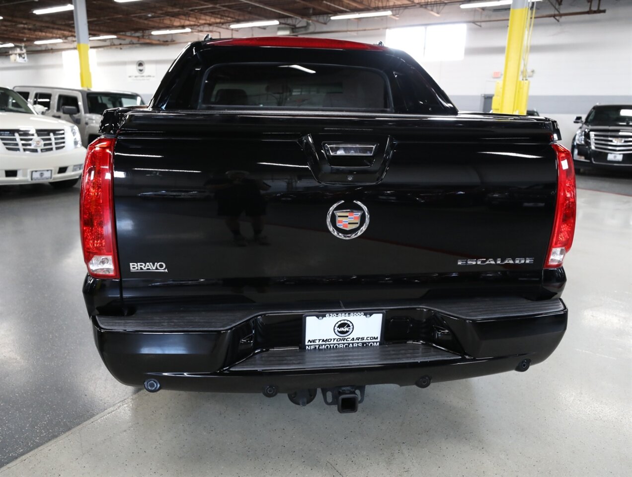 2013 Cadillac Escalade EXT Premium - Photo 12 - Addison, IL 60101