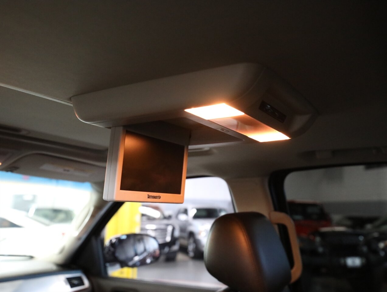 2013 Cadillac Escalade EXT Premium - Photo 26 - Addison, IL 60101