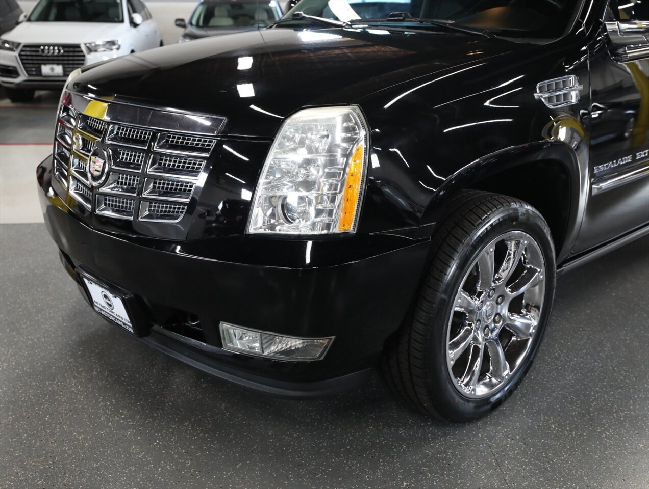 2013 Cadillac Escalade EXT Premium - Photo 3 - Addison, IL 60101