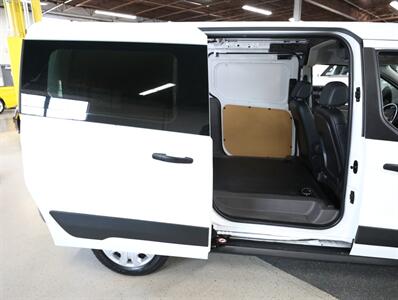 2020 Ford Transit Connect XL   - Photo 18 - Addison, IL 60101