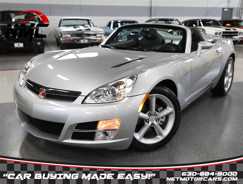 Silver Pearl 2009 Saturn Sky Roadster Convertible Rear-Wheel Drive Automatic