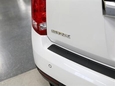 2011 Cadillac SRX Performance Collection   - Photo 11 - Addison, IL 60101