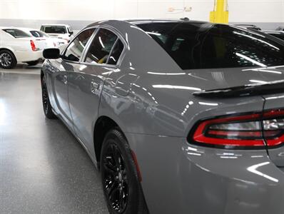 2018 Dodge Charger SXT   - Photo 15 - Addison, IL 60101