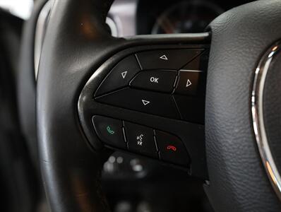2018 Dodge Charger SXT   - Photo 35 - Addison, IL 60101