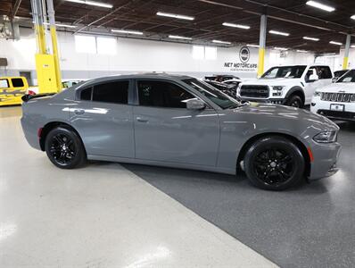 2018 Dodge Charger SXT   - Photo 8 - Addison, IL 60101