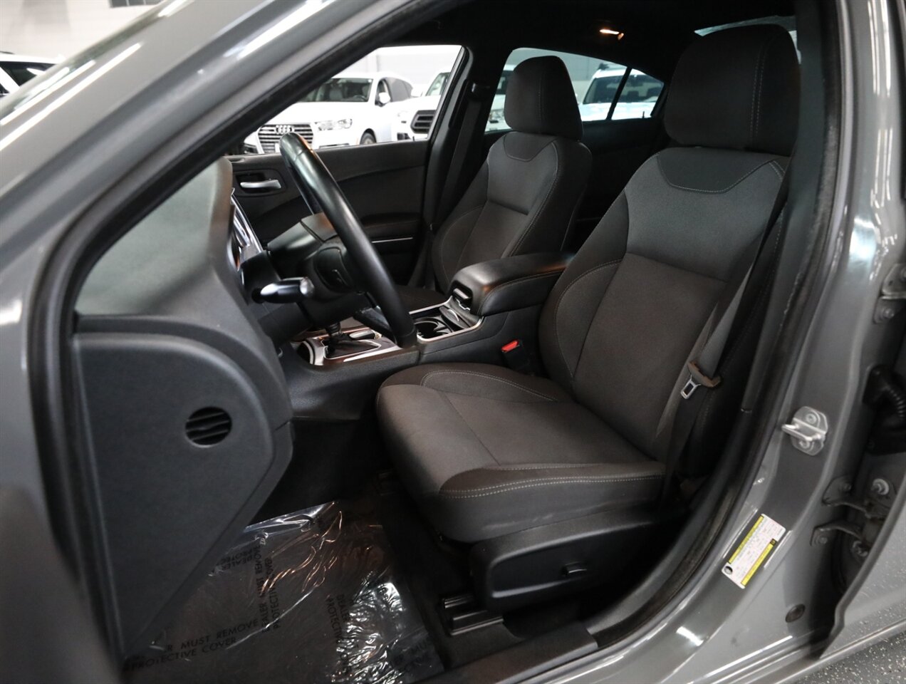 2018 Dodge Charger SXT - Photo 30 - Addison, IL 60101
