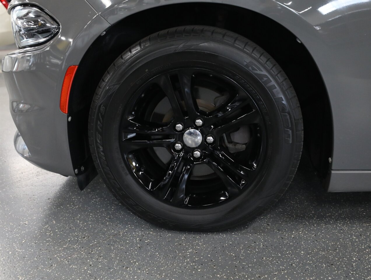 2018 Dodge Charger SXT - Photo 41 - Addison, IL 60101