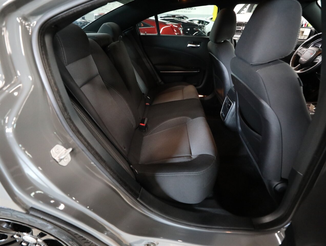 2018 Dodge Charger SXT - Photo 22 - Addison, IL 60101