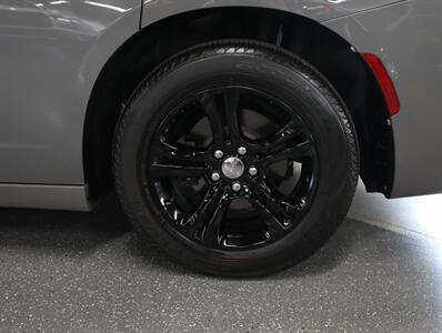 2018 Dodge Charger SXT   - Photo 40 - Addison, IL 60101