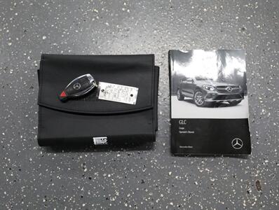 2019 Mercedes-Benz GLC 300 4MATIC   - Photo 52 - Addison, IL 60101