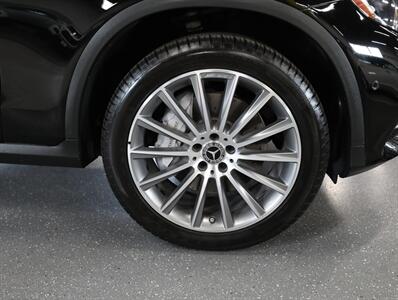 2019 Mercedes-Benz GLC 300 4MATIC   - Photo 47 - Addison, IL 60101