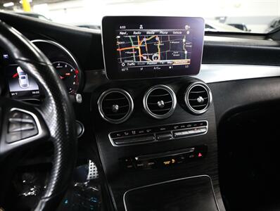 2019 Mercedes-Benz GLC 300 4MATIC   - Photo 36 - Addison, IL 60101