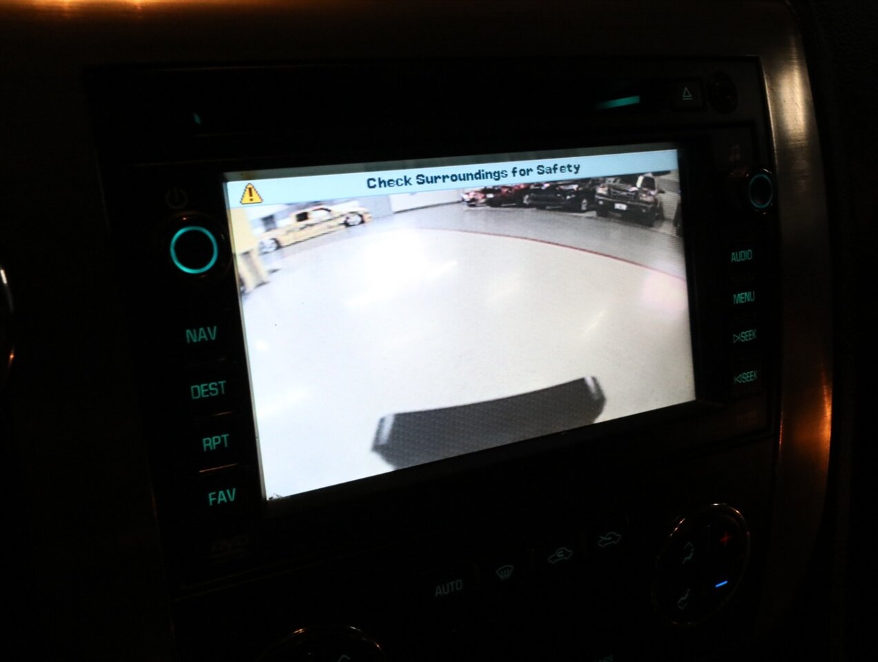 2008 Hummer H2 SUT Luxury photo 41