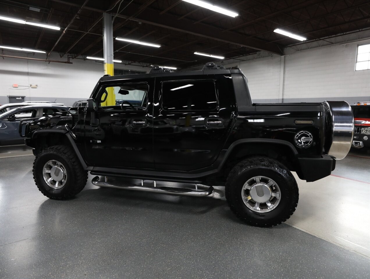 2008 Hummer H2 SUT Luxury photo 17