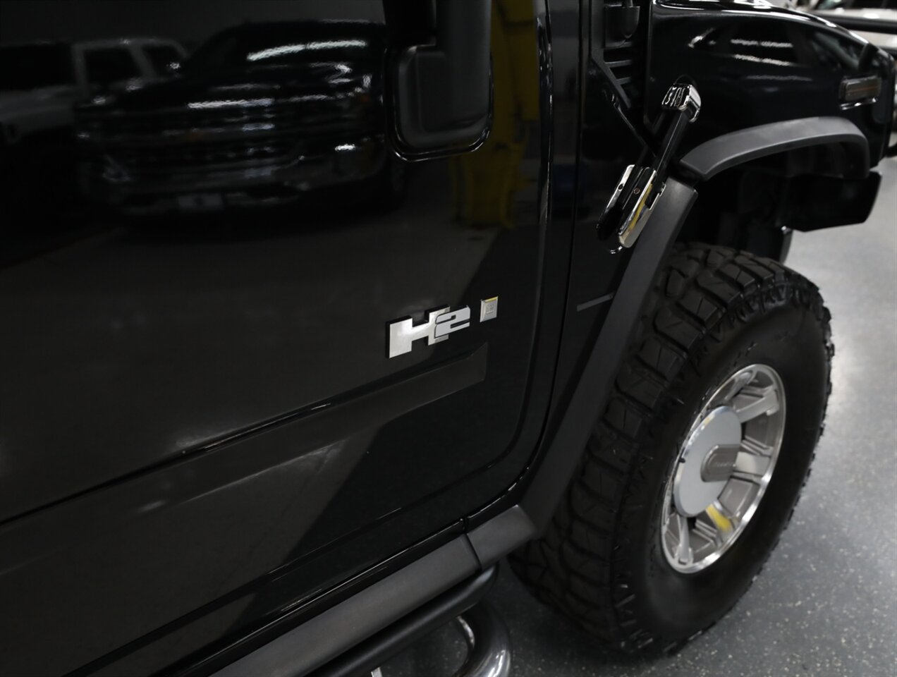 2008 Hummer H2 SUT Luxury photo 9