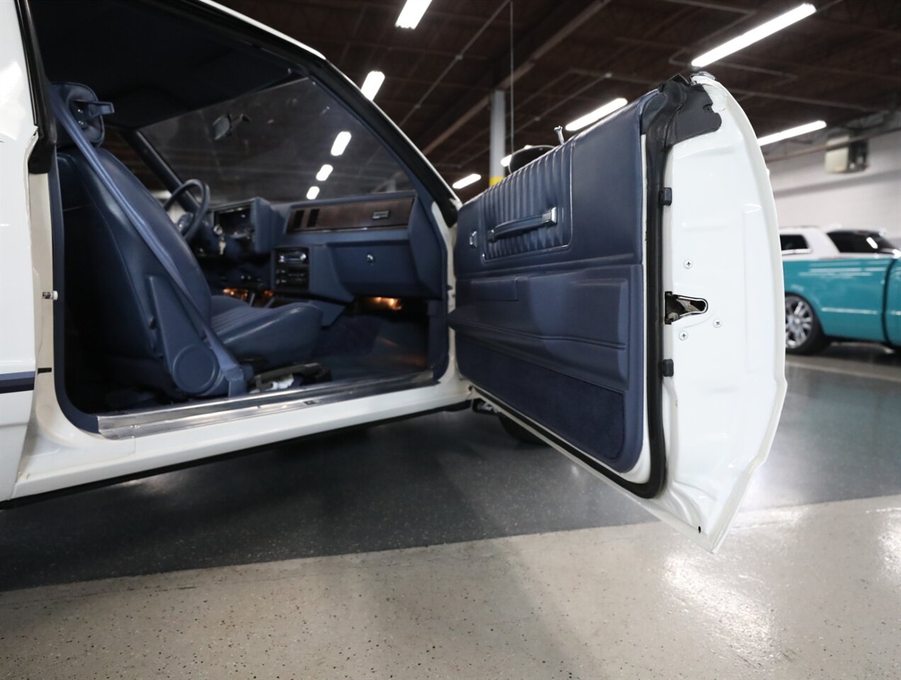1984 Chevrolet Monte Carlo SS - Photo 27 - Addison, IL 60101
