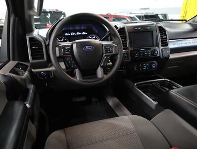 2019 Ford F-350 Super Duty XLT 4X4   - Photo 29 - Addison, IL 60101