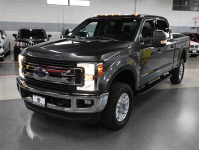 2019 Ford F-350 Super Duty XLT 4X4   - Photo 3 - Addison, IL 60101