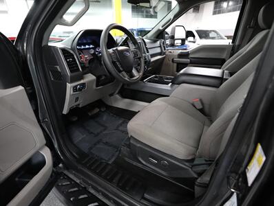 2019 Ford F-350 Super Duty XLT 4X4   - Photo 31 - Addison, IL 60101