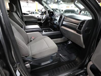 2019 Ford F-350 Super Duty XLT 4X4   - Photo 21 - Addison, IL 60101