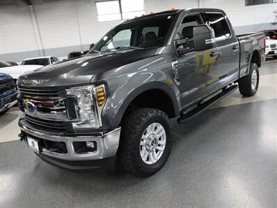 2019 Ford F-350 Super Duty XLT 4X4   - Photo 5 - Addison, IL 60101