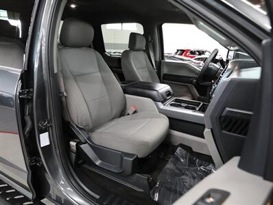 2019 Ford F-350 Super Duty XLT 4X4   - Photo 22 - Addison, IL 60101