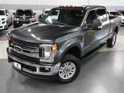 2019 Ford F-350 Super Duty XLT 4X4   - Photo 2 - Addison, IL 60101