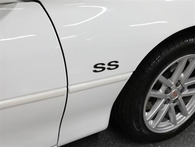 2002 Chevrolet Camaro SS   - Photo 10 - Addison, IL 60101