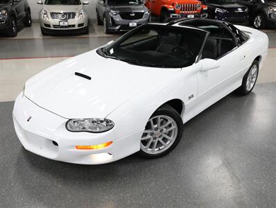 2002 Chevrolet Camaro SS   - Photo 2 - Addison, IL 60101