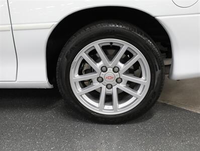 2002 Chevrolet Camaro SS   - Photo 45 - Addison, IL 60101