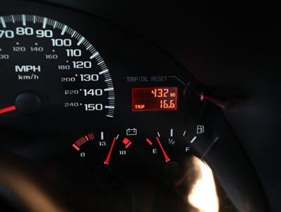 2002 Chevrolet Camaro SS   - Photo 39 - Addison, IL 60101