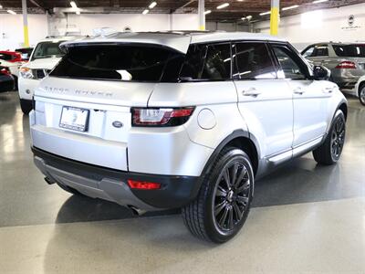 2018 Land Rover Range Rover Evoque HSE   - Photo 9 - Addison, IL 60101