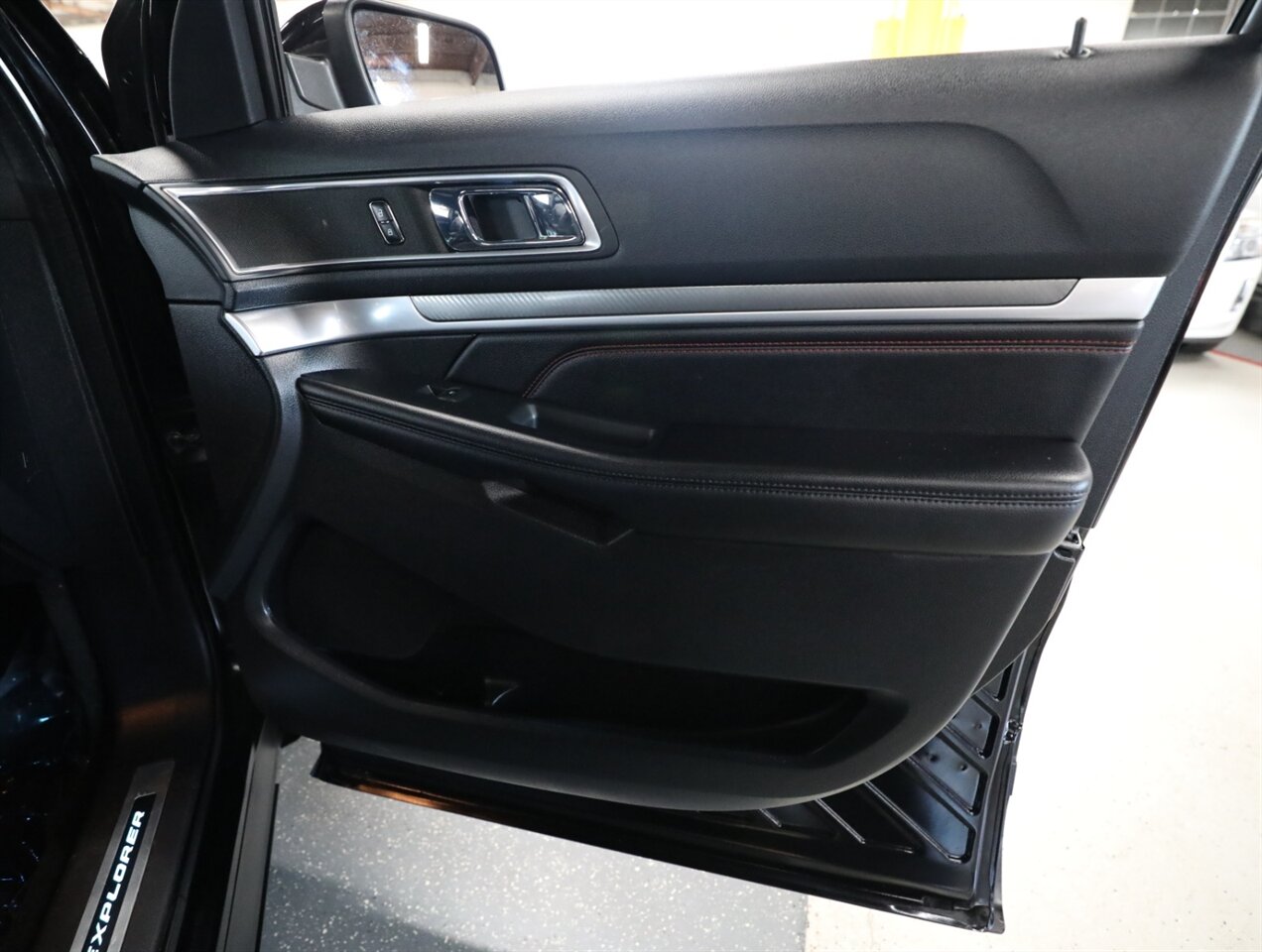 2016 Ford Explorer Sport AWD - Photo 17 - Addison, IL 60101